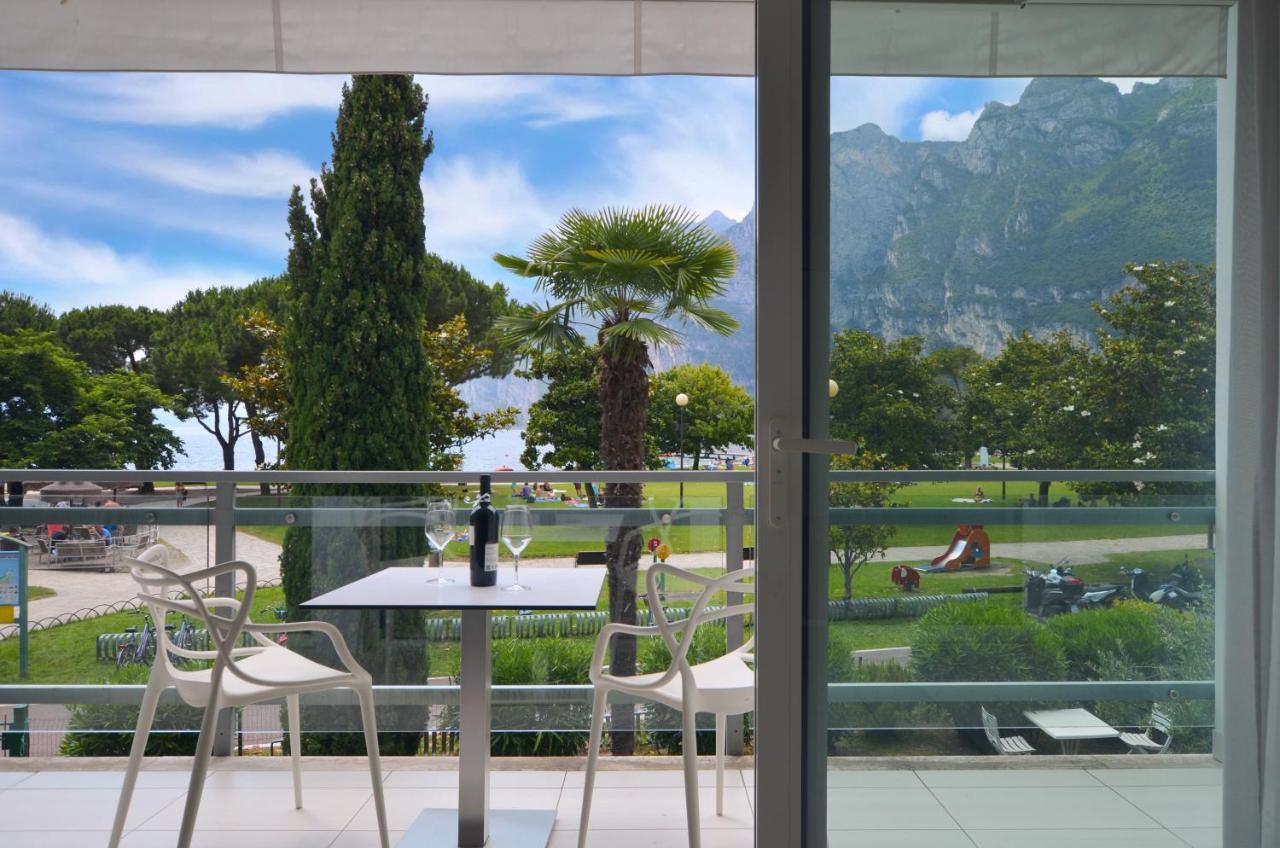 Club Nautico - Phoenix Studio Lake View Riva del Garda Luaran gambar