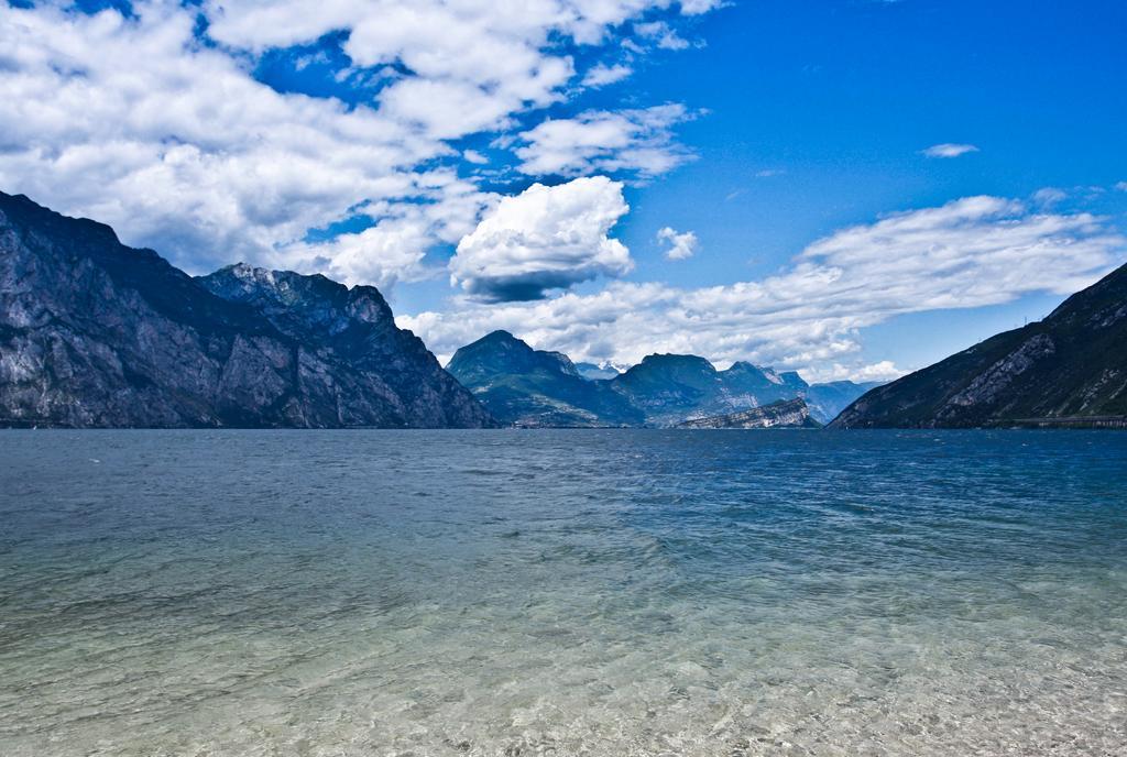 Club Nautico - Phoenix Studio Lake View Riva del Garda Luaran gambar