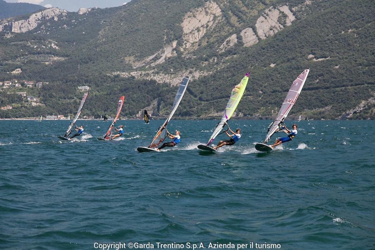 Club Nautico - Phoenix Studio Lake View Riva del Garda Luaran gambar